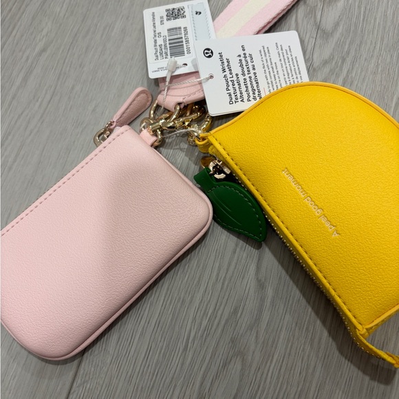 lululemon dual pouch wristlet - Picture 3 of 4